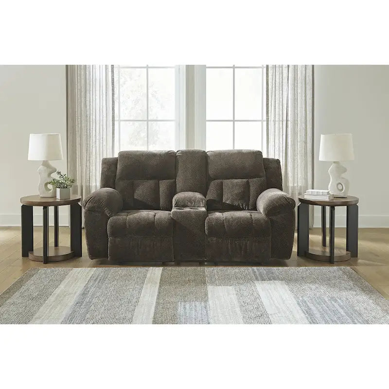 Signature Design by Ashley Frohn, zweisitziges Sofa mit zwei Relaxfunktionen und Konsole – 80W x 40D x 42H