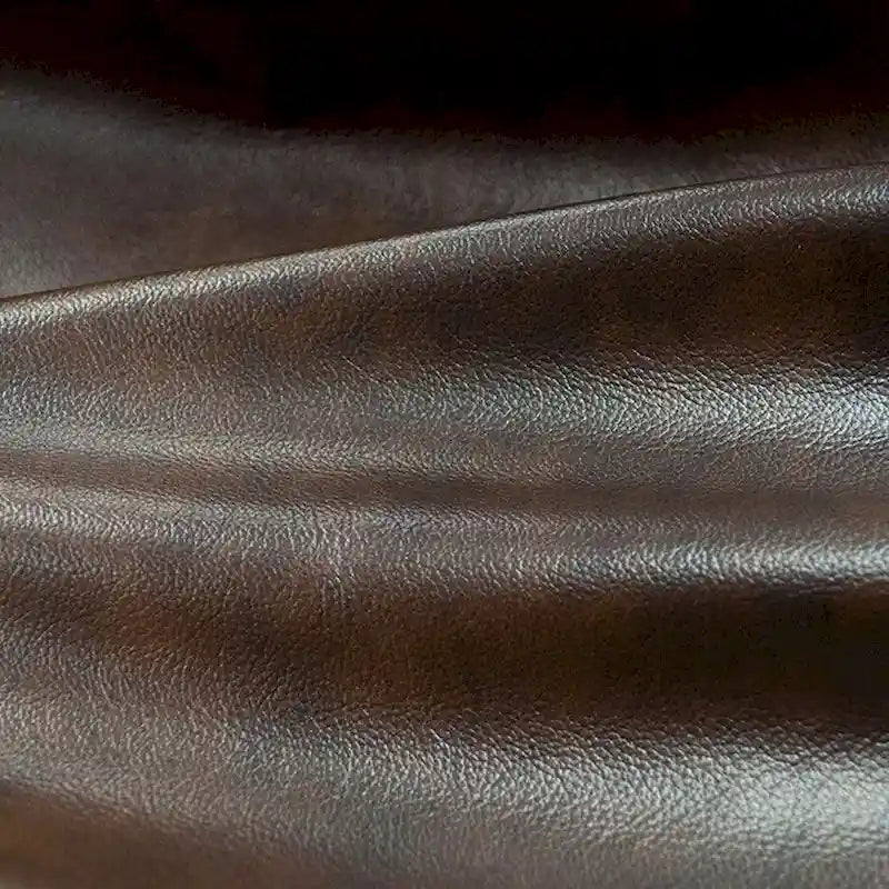 In den USA hergestellt: Vernon Set aus Sofa, Zweisitzer-Sofa und Sessel aus vollnarbigem Leder