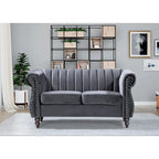 Charlot loveseat van fluweel in Chesterfieldstijl met afgeronde armleuningen