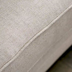Stormy Thistle modernes 2-teiliges Wohnzimmerset aus elfenbeinfarbenem Stoff von Furniture of America