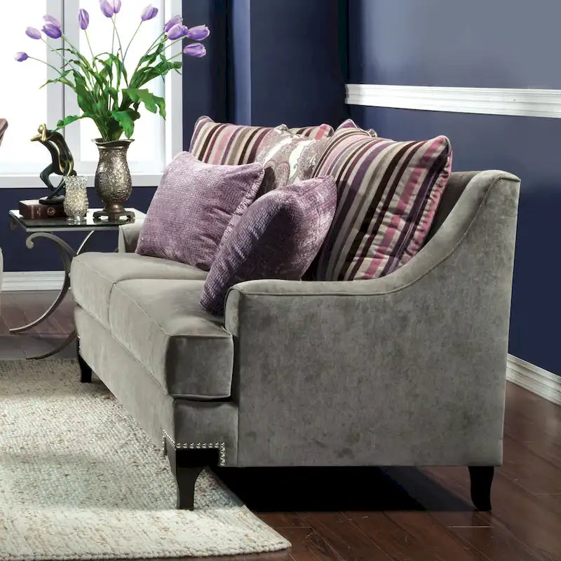 Gisc — współczesna dwuosobowa sofa z tkaniny, z pikowaniem i ozdobnymi ćwiekami, Furniture of America
