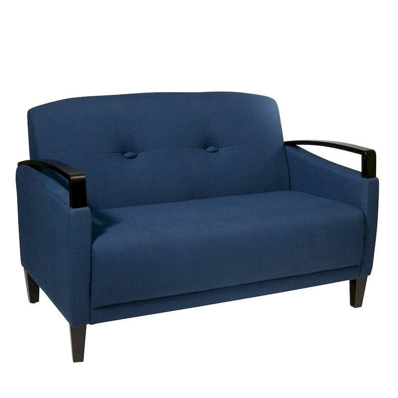 OSP Home Furnishings Main St., dwuosobowa sofa z łatwą w czyszczeniu tkaniną Interlace oraz drewnianymi podłokietnikami i nóżkami w kolorze espresso