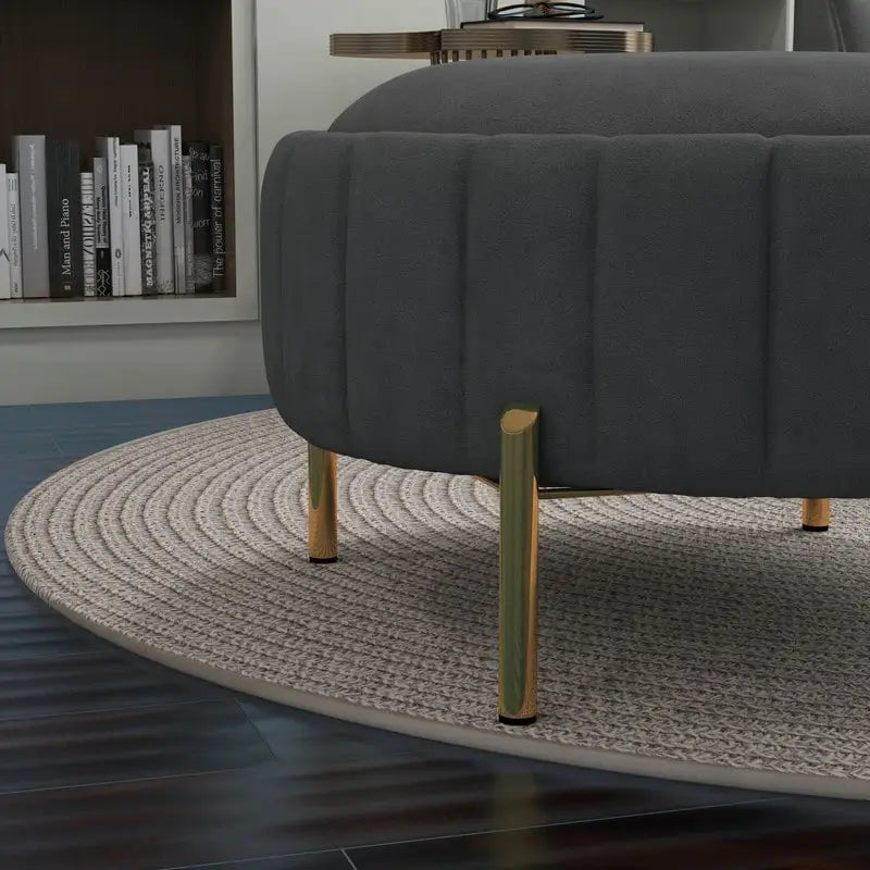 Ensemble SEYNAR de fauteuil club pivotant contemporain en velours capitonné avec pouf
