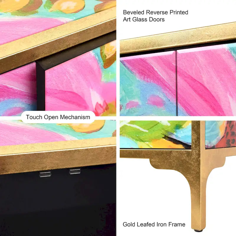 Set van een kasttafel en spiegel van kunstglas met bloemmotief uit de serie Secret Garden