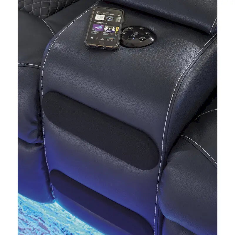 Signature Design by Ashley Fyne-Dyme elektrisch verstellbares Relax-Loveseat mit Konsole – 74W x 43D x 43H