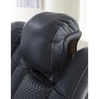 Signature Design by Ashley Fyne-Dyme elektrisch verstellbares Relax-Loveseat mit Konsole – 74W x 43D x 43H
